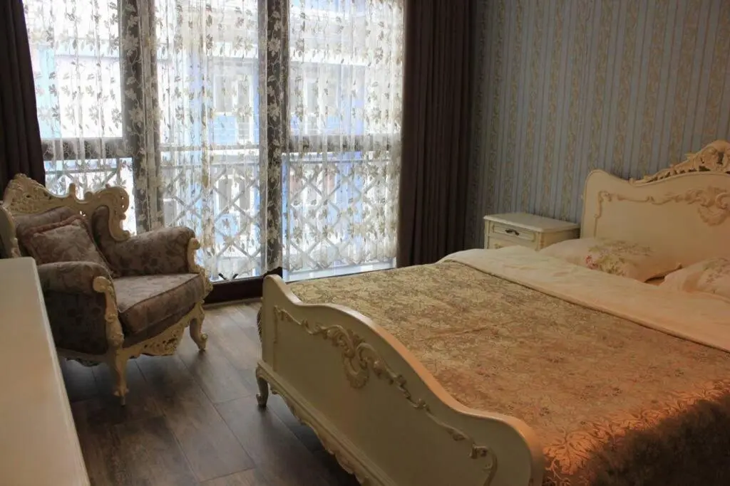 Батуми: Elegant 1-bed room apartment