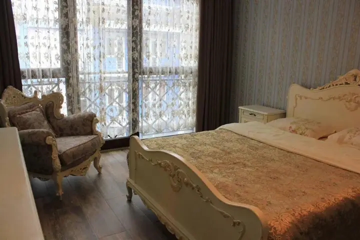 Батуми: Elegant 1-bed room apartment