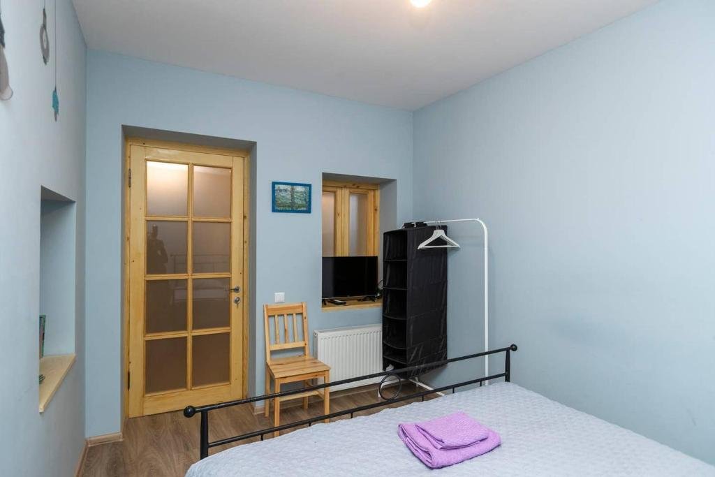 Тбилиси: ?Cozy and Stylish 2BR Apartment On Rustaveli Ave.?