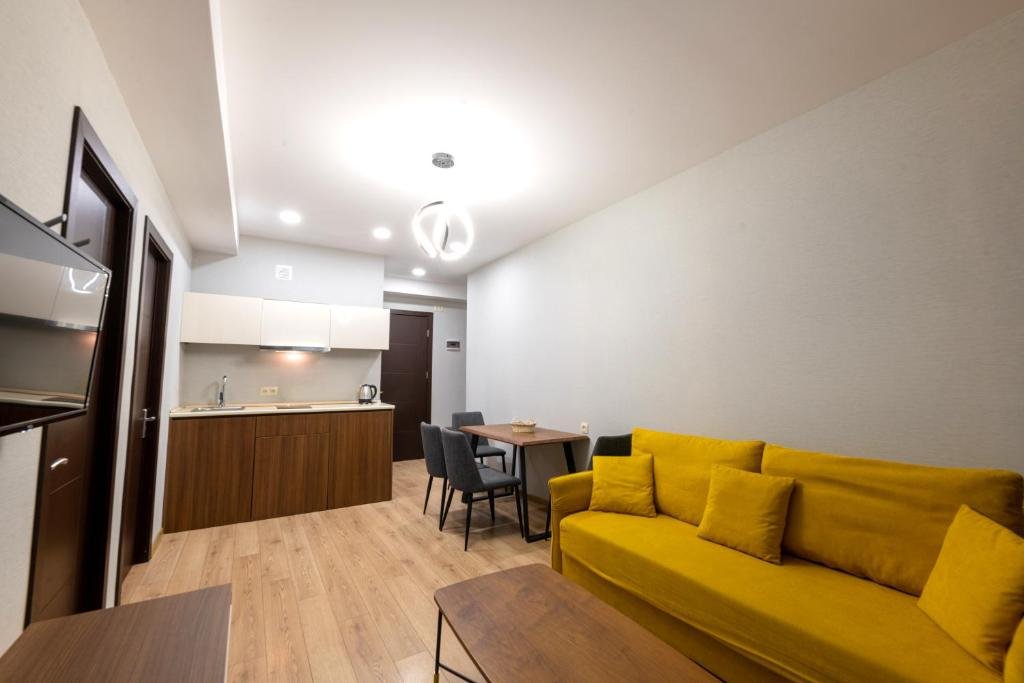 Бакуриани: Crystal Residence Apartments in Bakuriani