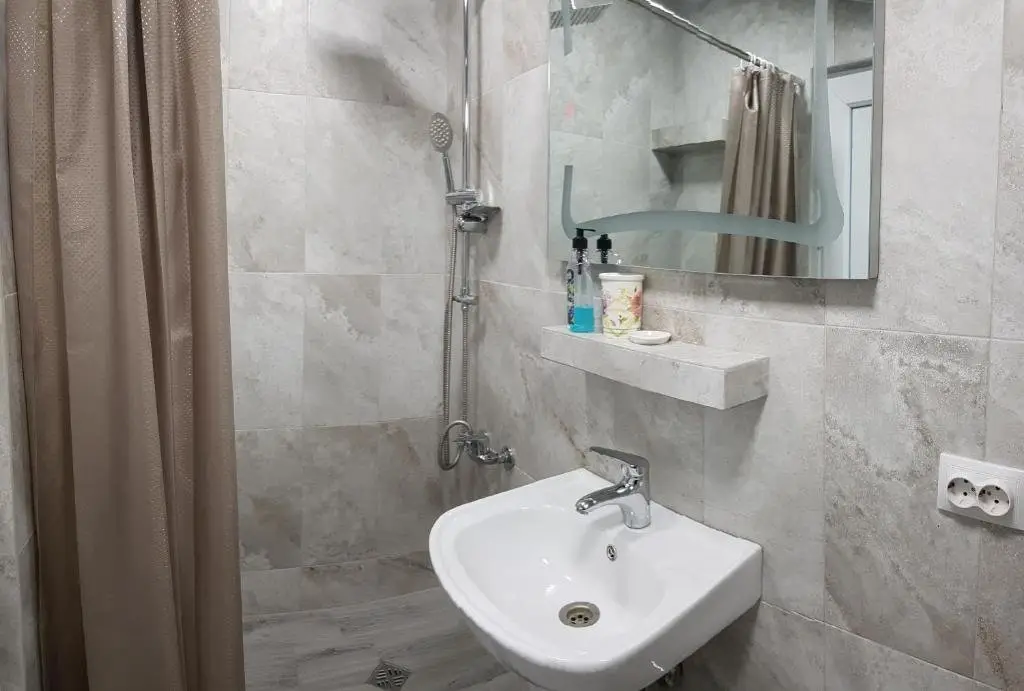 Кутаиси: Guest House 15A