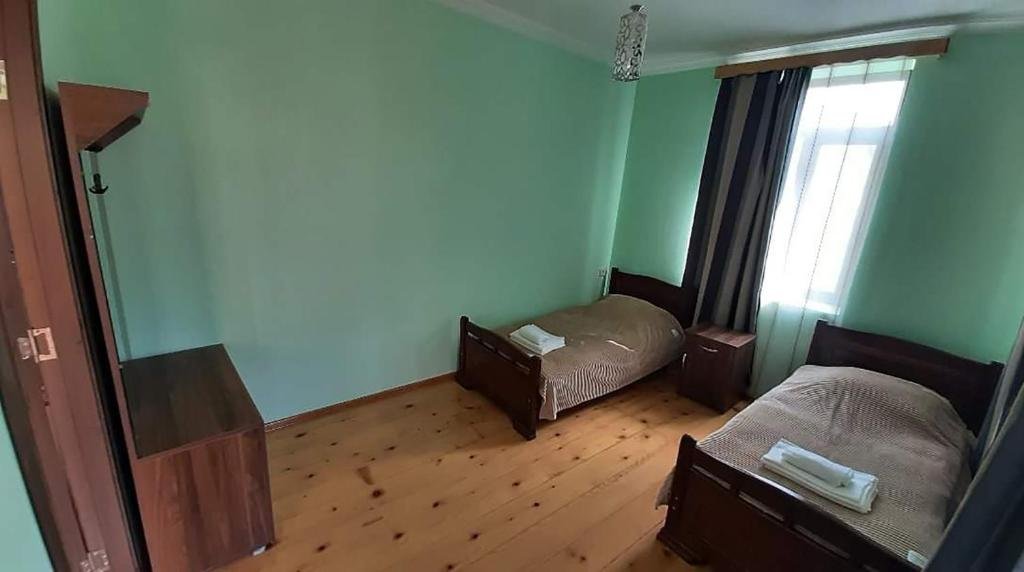 Местиа: Guest House Eka