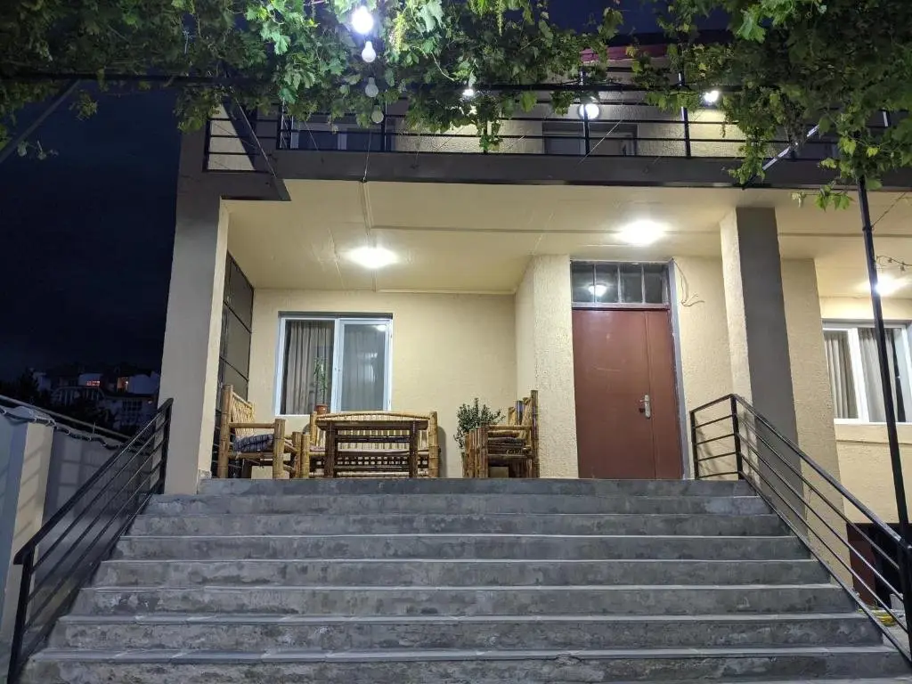 Тбилиси: DJ Villa House in Tbilisi