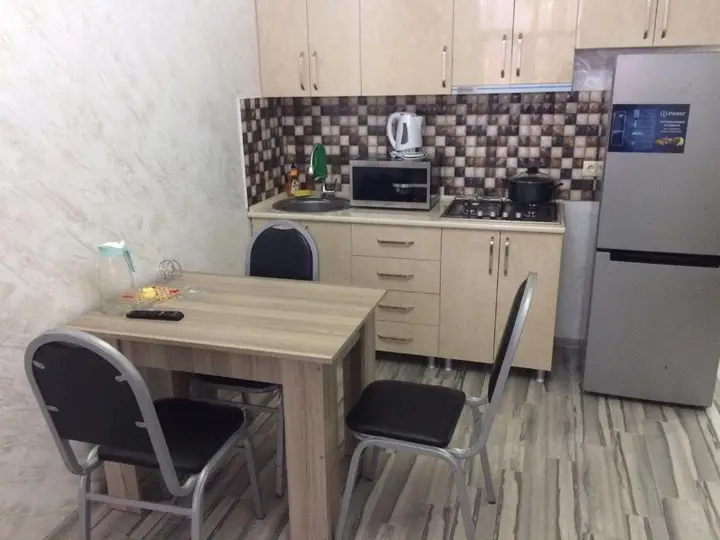 Батуми: erekle house 2