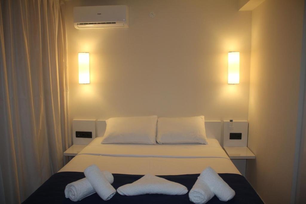 Батуми: Guga Apartments in Orbi Twin Tower