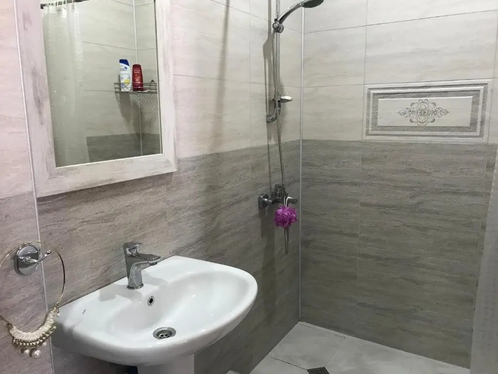 Батуми: Guest House kartvelishvili