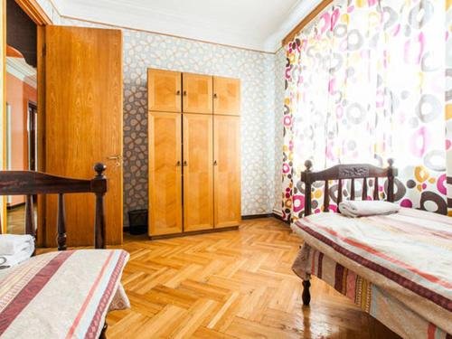 Тбилиси: Dvizh Hostel ELI SPALI