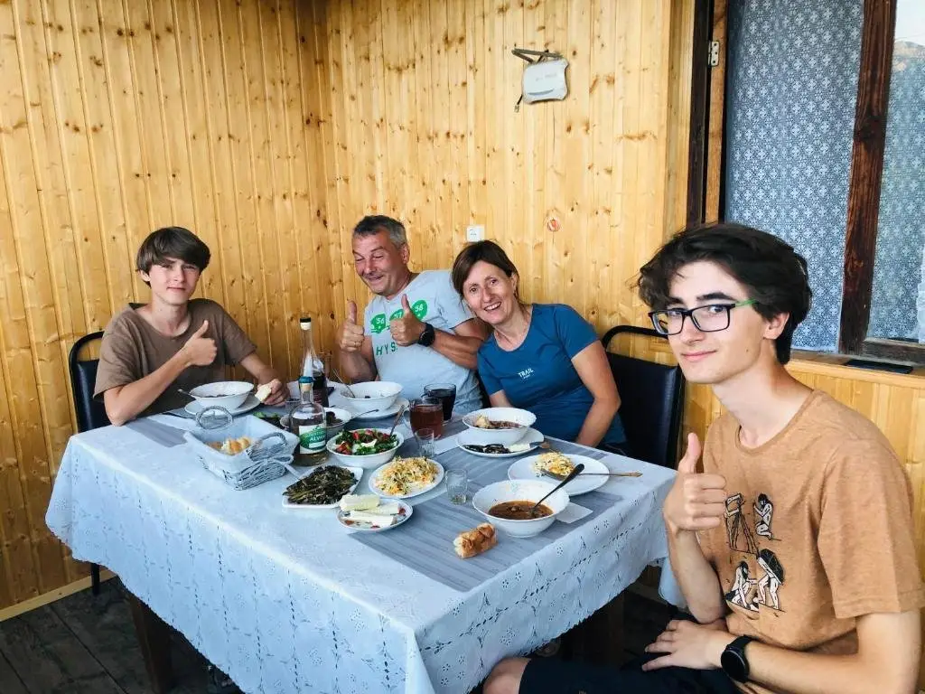 Омало: Guest House Gere