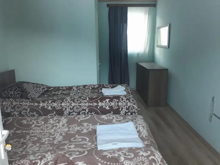 Местиа: Guest House Khergiani