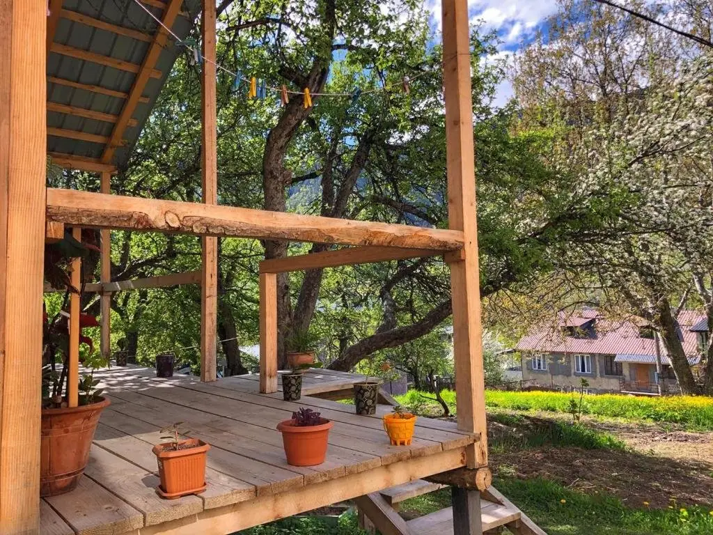 Местиа: Deka Cottage