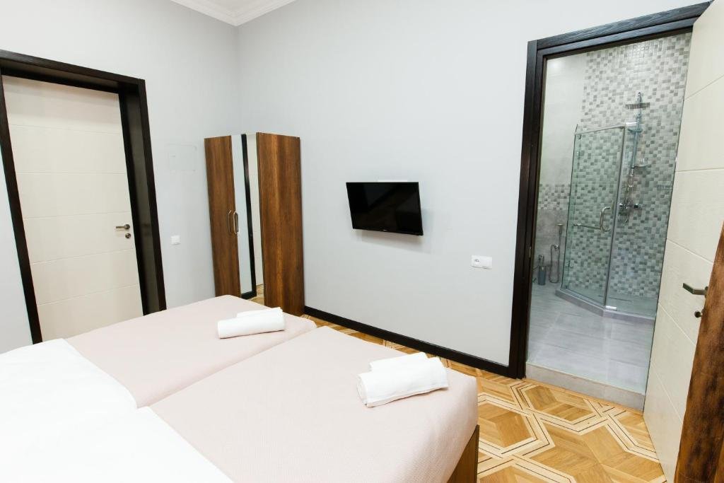 Тбилиси: Garden Side Tbilisi