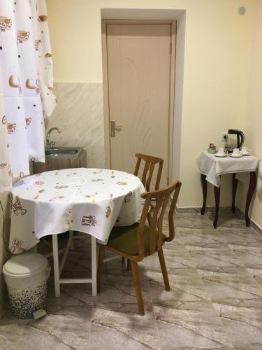 Кутаиси: Guest Time