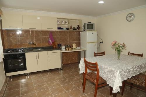 Кутаиси: Guest House At The Park