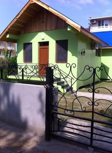Уреки: Holiday Home Ureki