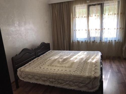 Гонио: Guest House Family
