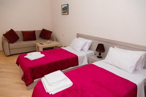 Тбилиси: Holiday Rooms