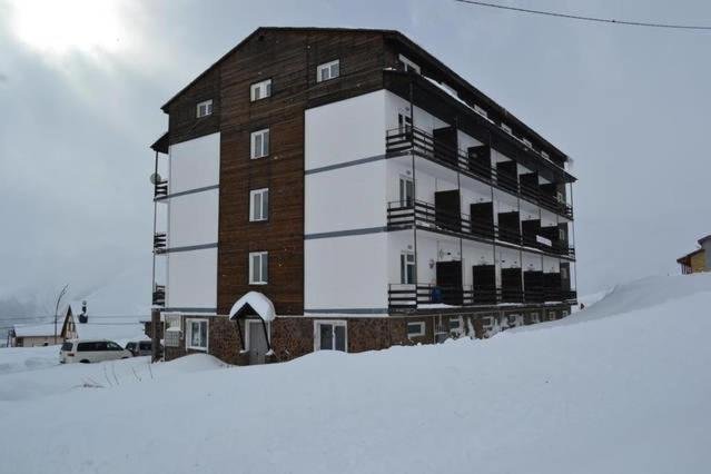 Гудаури: Gudauri Apartment-Mari