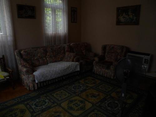 Батуми: Guest House on Griboedov Street