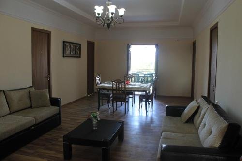 Батуми: Guesthouse Marinian