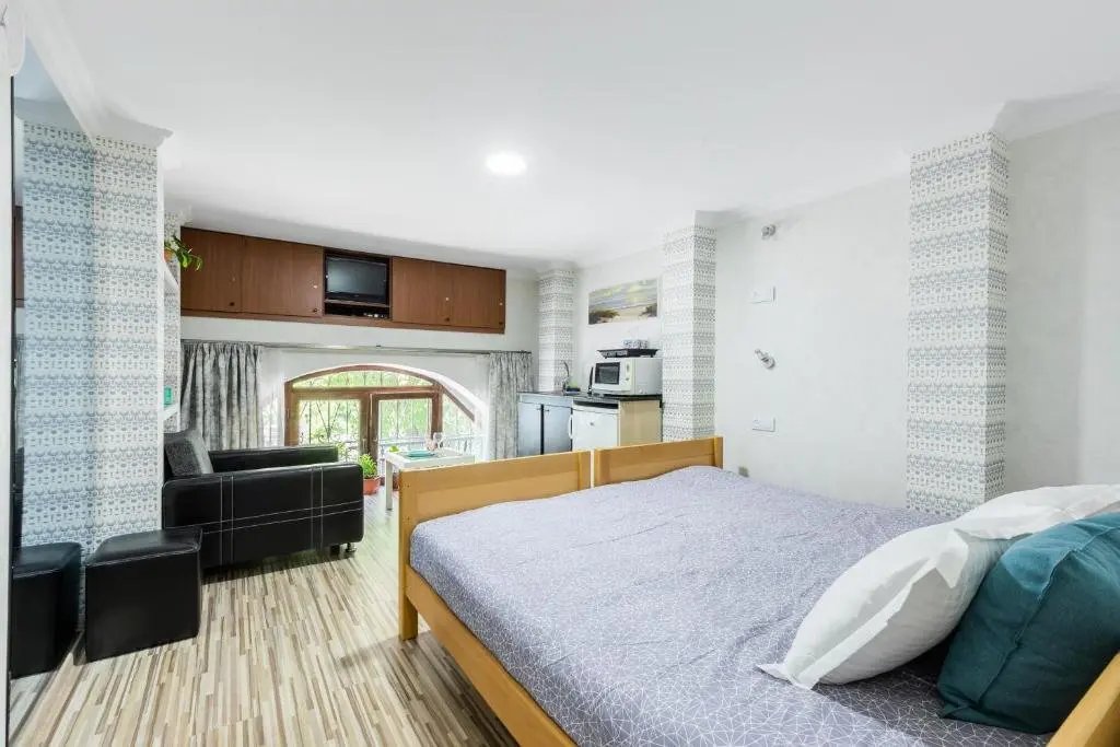 Тбилиси: H&B Apartments Akhvelediani II