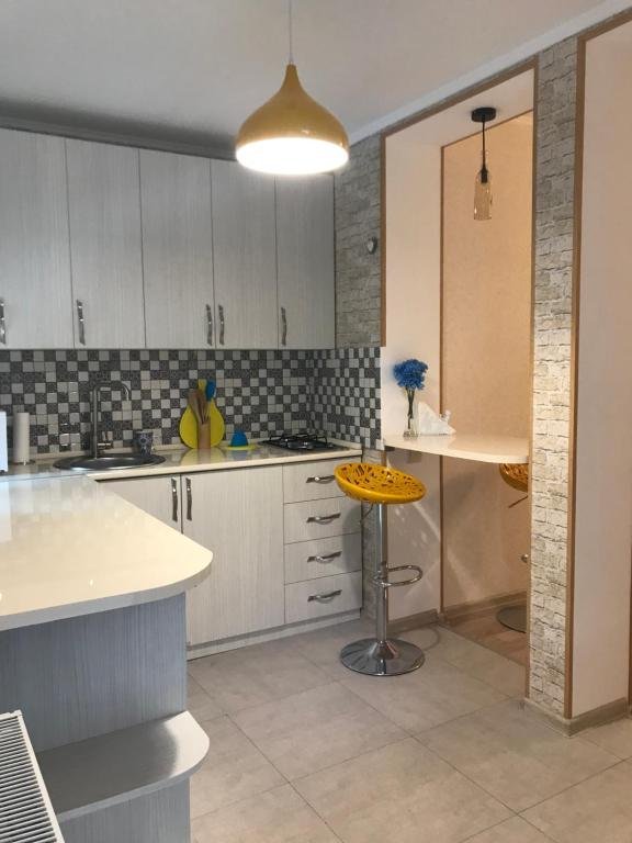 Тбилиси: Mariam's apartment in Old Tbilisi