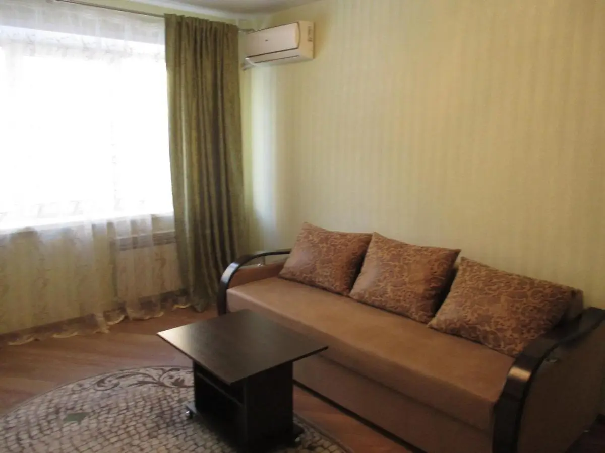 Воронеж: Apartment on Vladimira Nevskogo 38g
