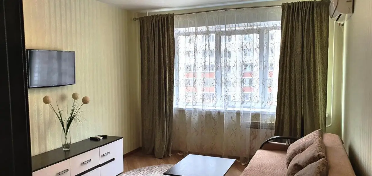 Воронеж: Apartment on Vladimira Nevskogo 38g