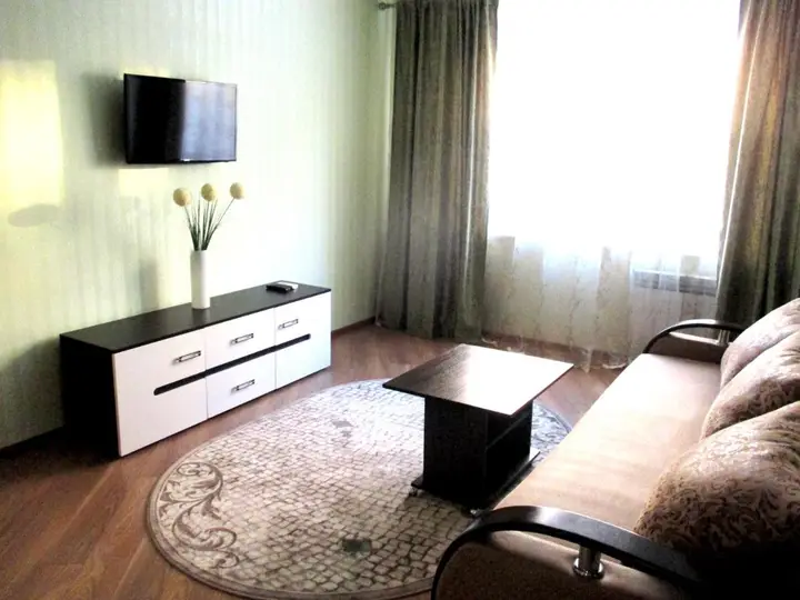 Воронеж: Apartment on Vladimira Nevskogo 38g