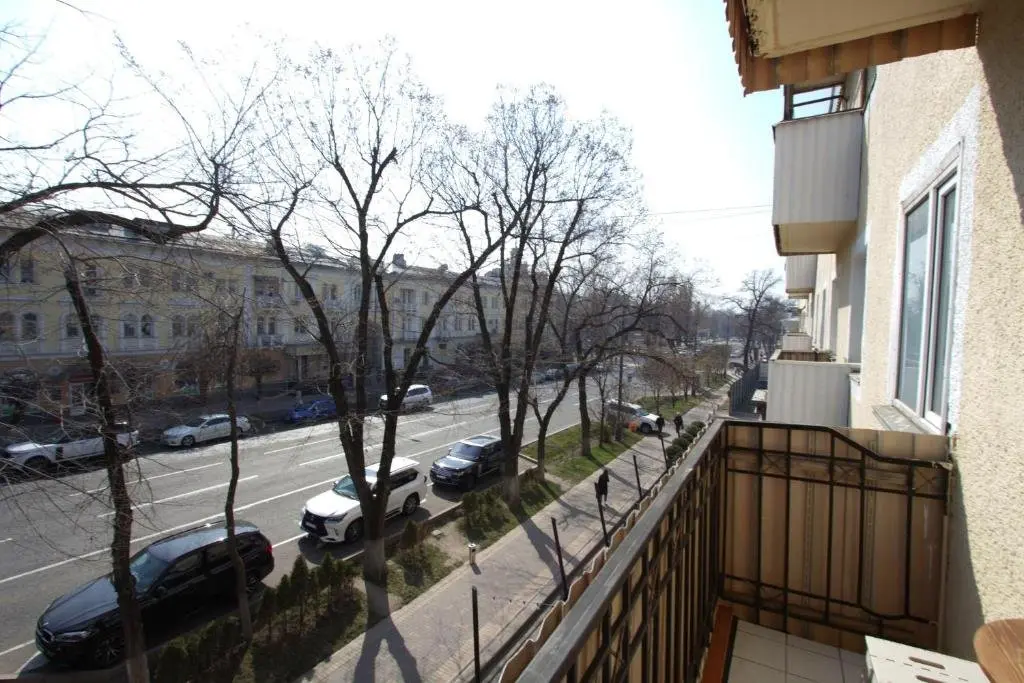 Алматы: Nadezhda Apartrments near Opera theatre