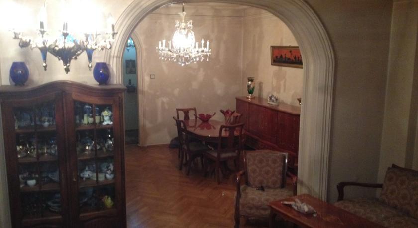Батуми: Guest House Guliko