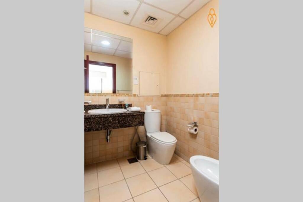 Дубай: Keysplease 2 B/R Beach Apt in Shams Jbr, Dubai