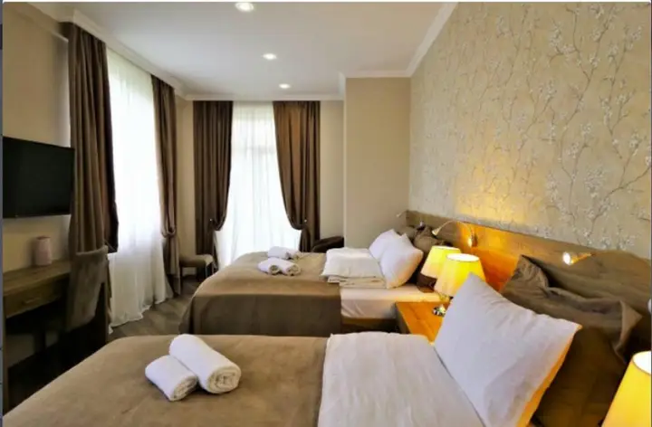 Тбилиси: Luxury 5 Rooms ApartHotel in Tbilisi Center