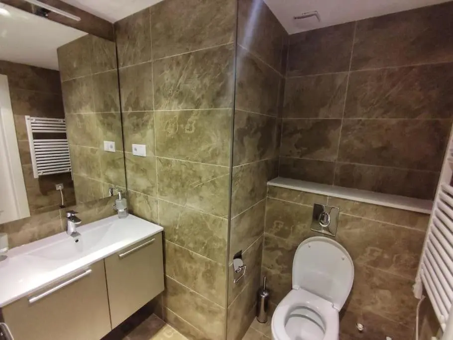 Батуми: Leo Group Luxury Apartment 24-32 Alliance Palace