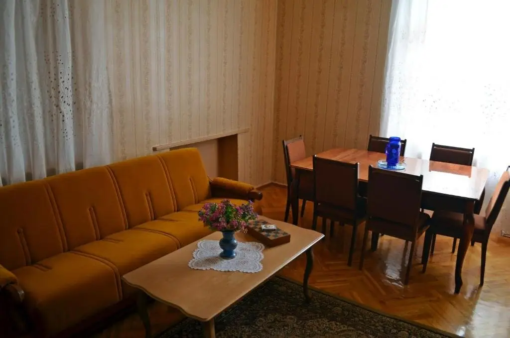 Телави: Kisi House