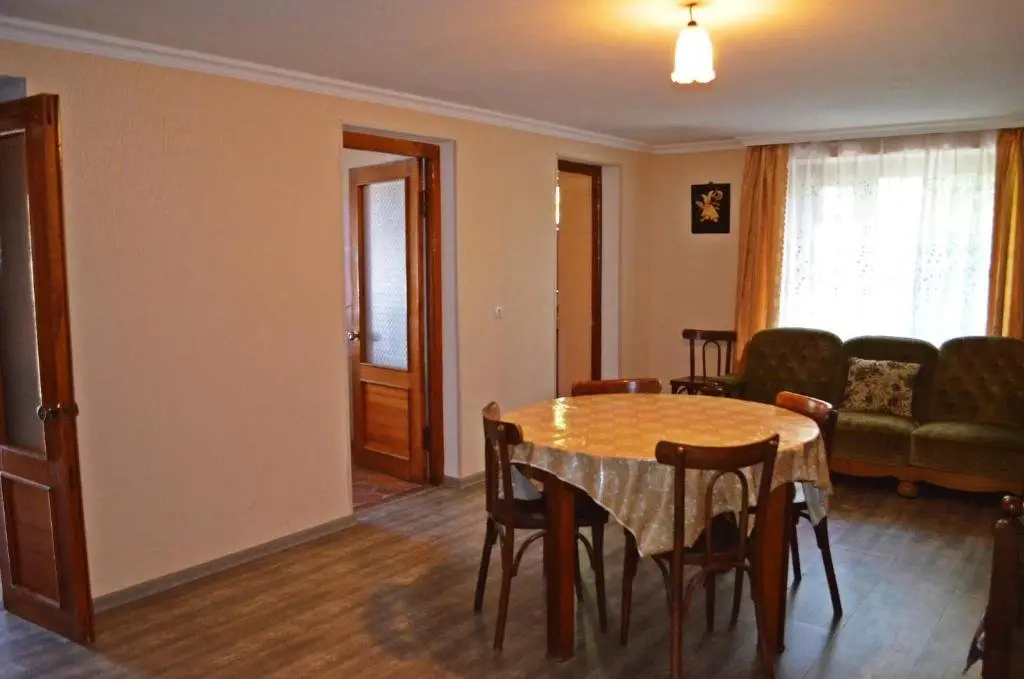 Телави: Kisi House