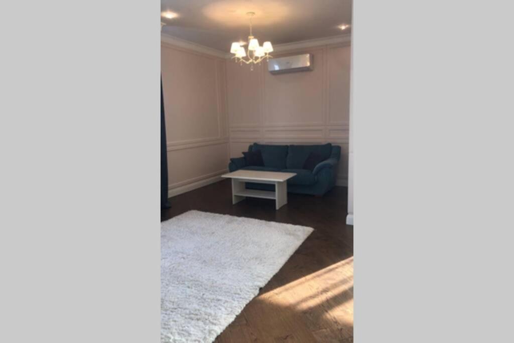 Алматы: YourHouse AFD Plaza Apartment