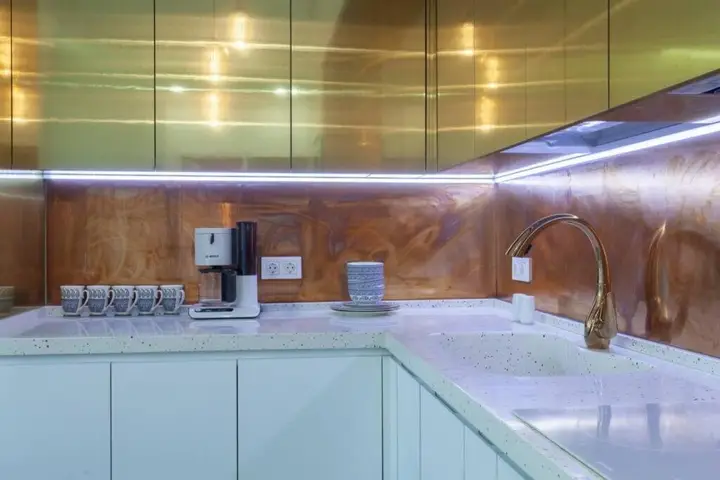 Тбилиси: Luxury Meets Convenience - 2 bdrm @ City Center
