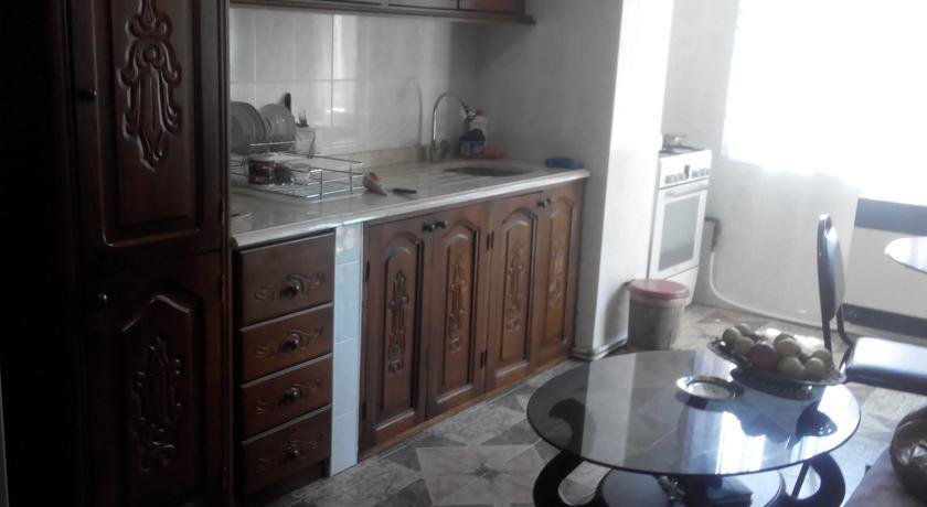 Батуми: Apartment on Leselidze Street 3a