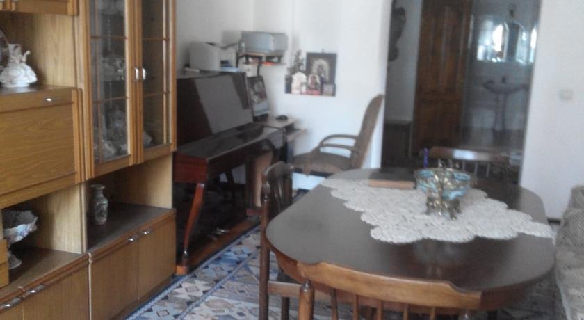 Батуми: Apartment on Leselidze Street 3a