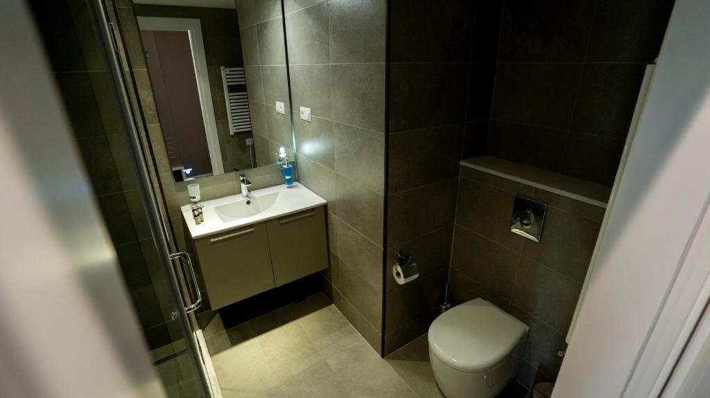 Батуми: Leo Group Luxury Apartment 18-28 Alliance Palace