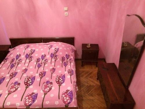 Кобулети: Ninoshvili Street Apartment