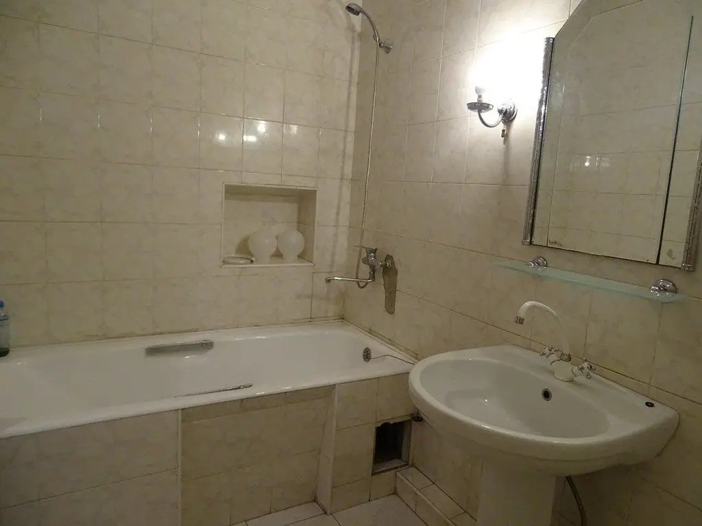Батуми: 318 Apartment
