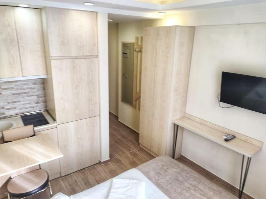 Батуми: Leo Group BEST Apartment 14-300B Sunrise Batumi