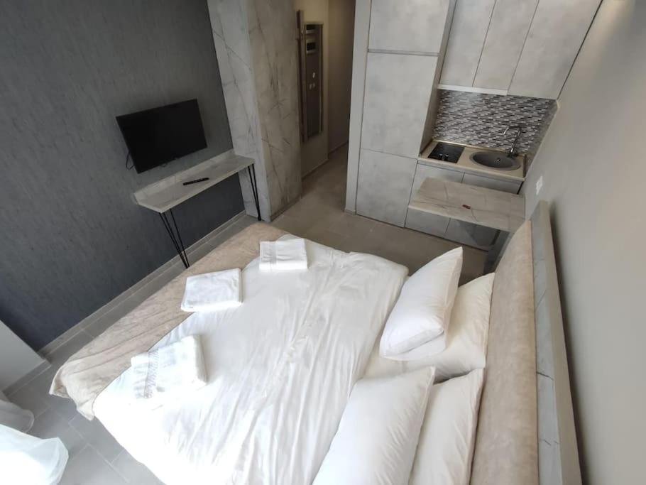 Батуми: Leo Group Apartment 14-302A Sunrise Batumi