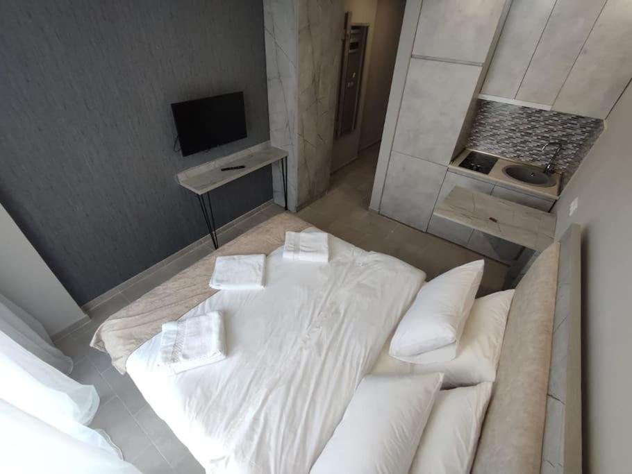 Батуми: Leo Group Apartment 14-302A Sunrise Batumi