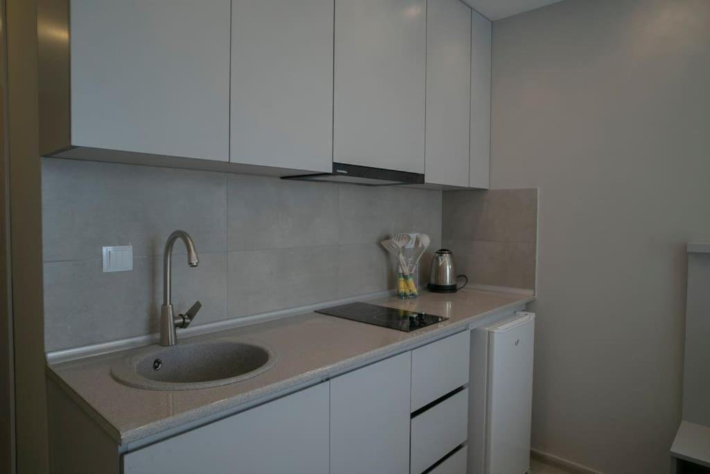 Батуми: Leo Group Apartment 10-197B Sunrise Batumi
