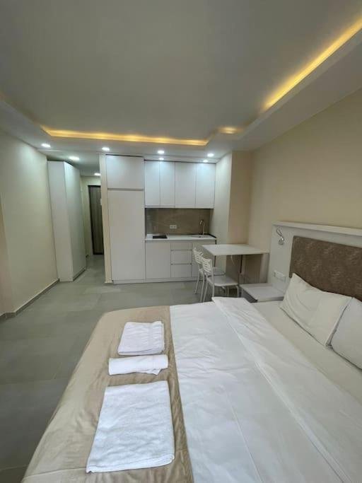 Батуми: Leo Group Luxury Apartment 13-289 Sunrise Batumi