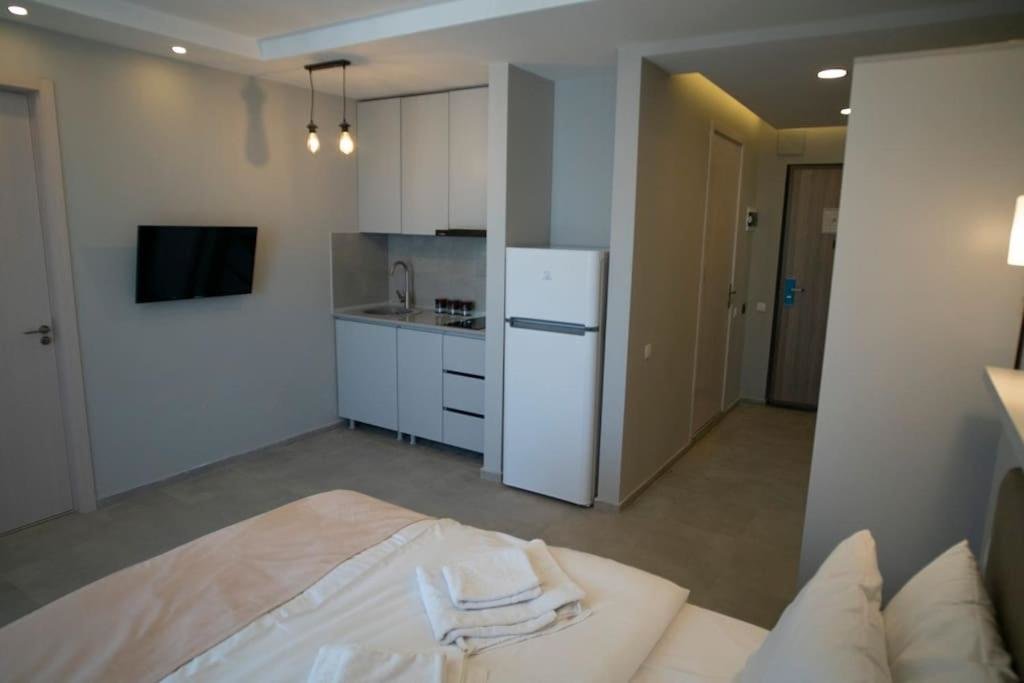 Батуми: Leo Group Apartment 10-199 Sunrise Batumi