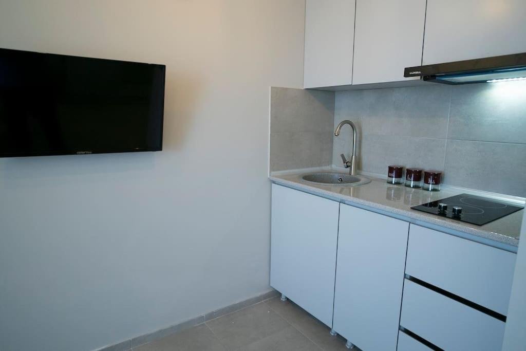 Батуми: Leo Group Apartment 10-199 Sunrise Batumi