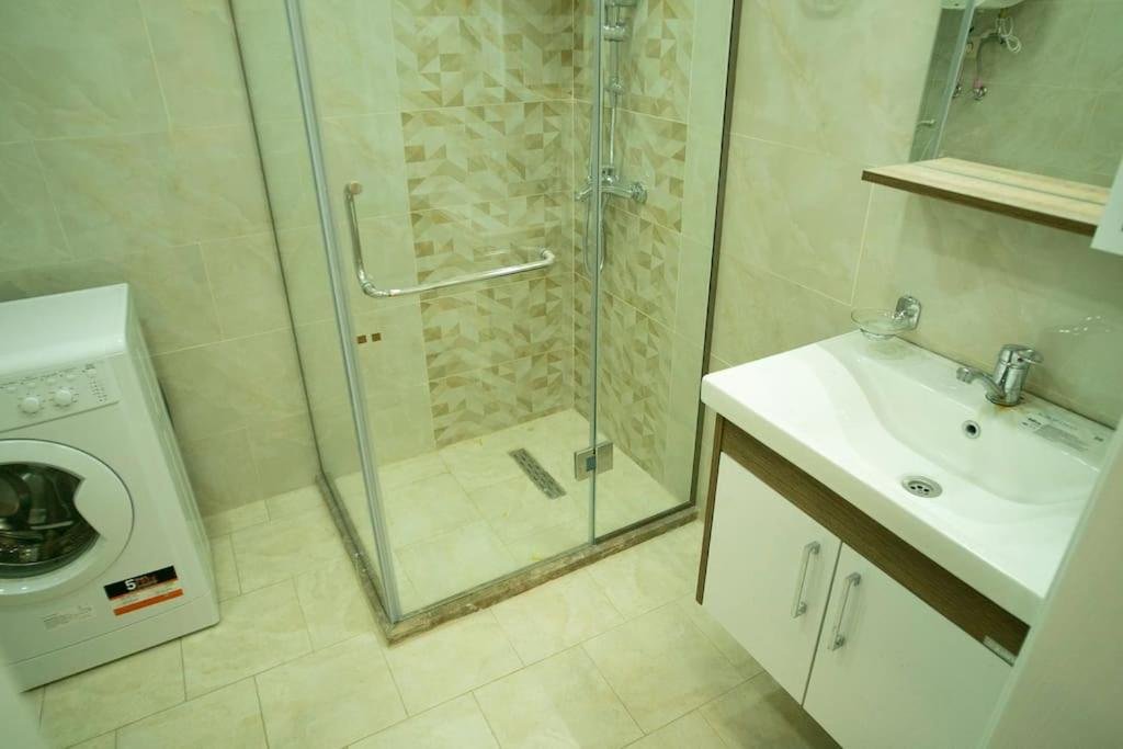 Батуми: Leo Group Apartment 13-292 Sunrise Batumi